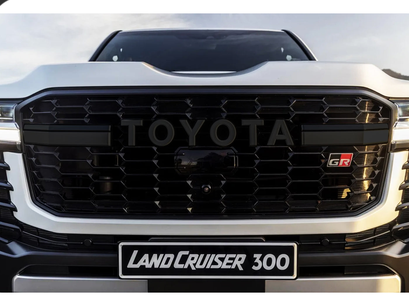 Persiana de Lujo GR Sport con Led Drl para Toyota Land Cruiser Lc300 2022-2025