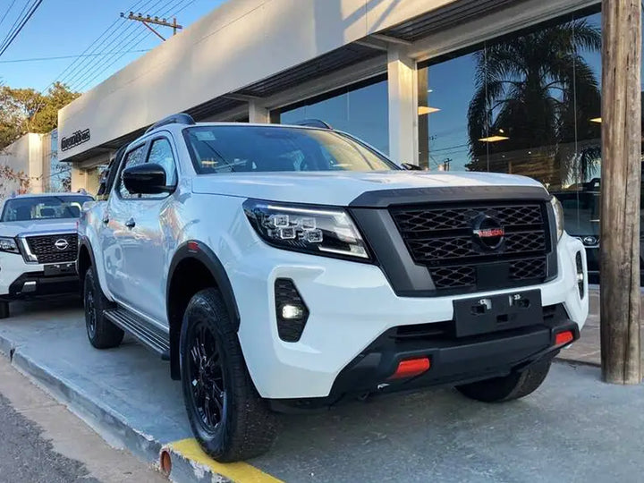 Exploradoras Delanteras para Nissan Frontier 2022-2026