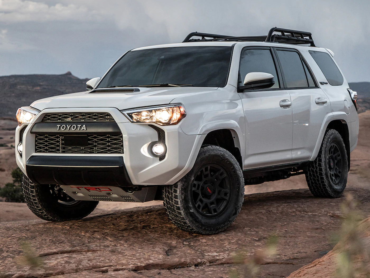 Persiana de Lujo TRD para Toyota 4Runner 2014-2024