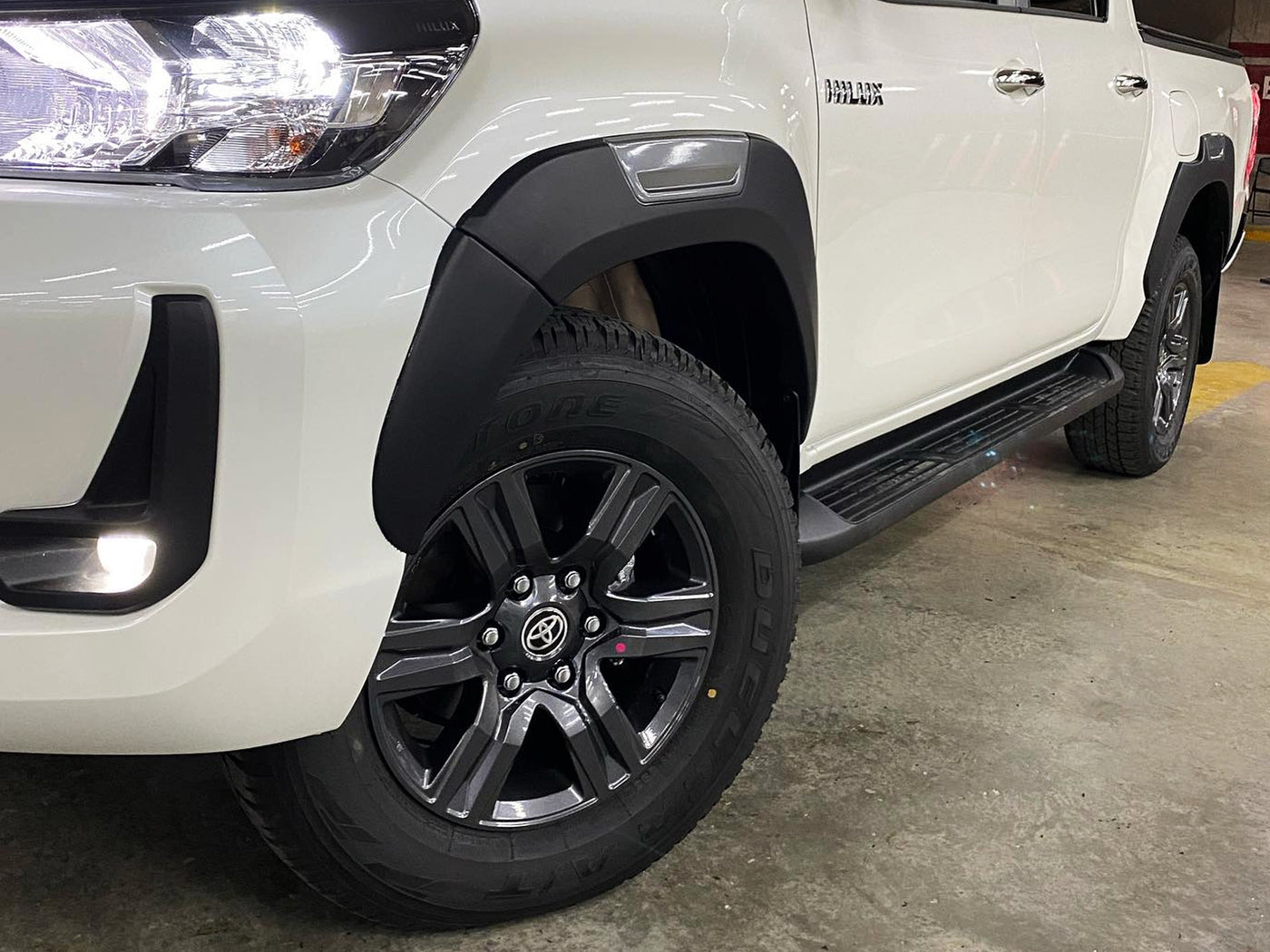 Ampliaciones Tipo Adventure en Abs para Toyota Hilux 2017-2025