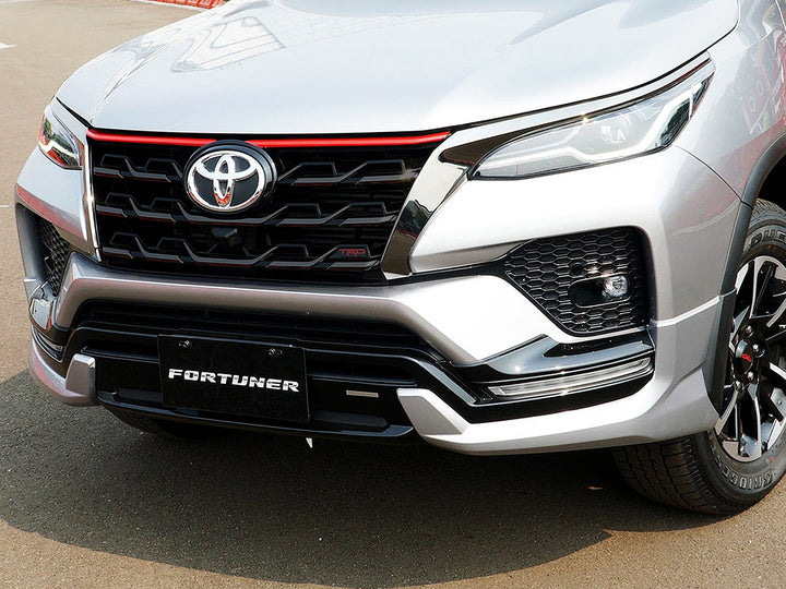 Persiana de Lujo TRD para Toyota Fortuner 2021-2026