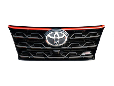 Persiana de Lujo TRD para Toyota Fortuner 2021-2024