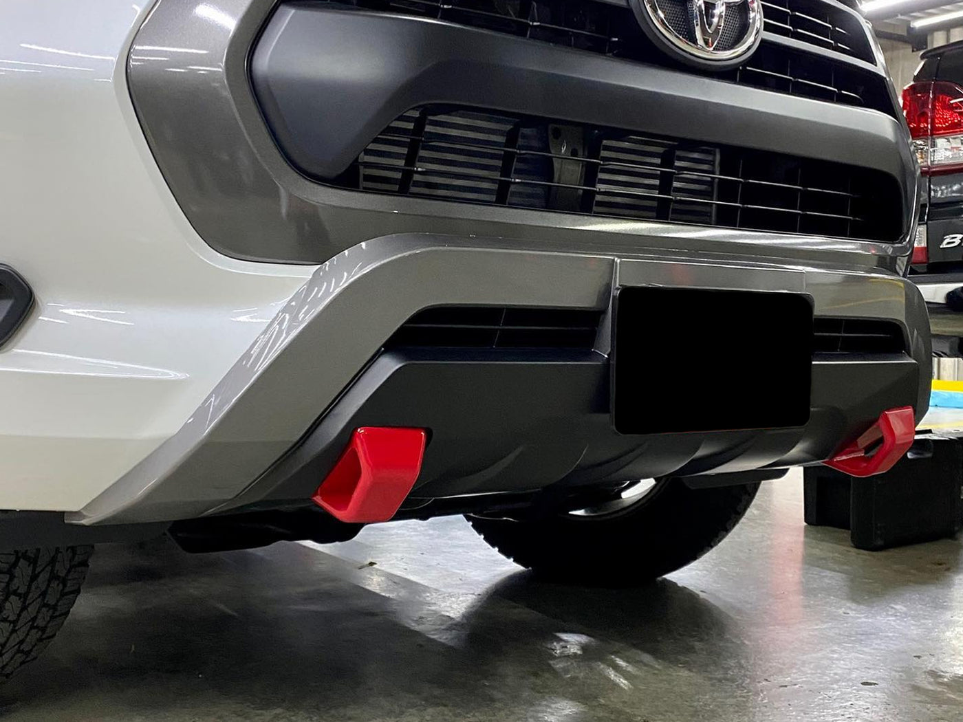 Defensa o Bomper de Lujo GR Sport para Toyota Hilux 2021-2025