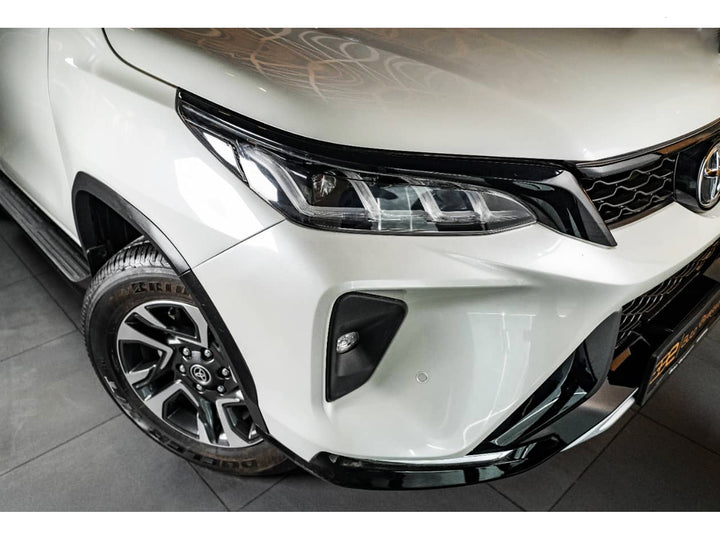 Farolas Led Drl Tipo Legender para Toyota Fortuner 2021-2026